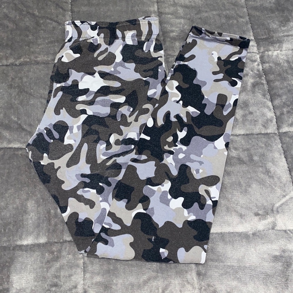 Grey camo Nike long pants